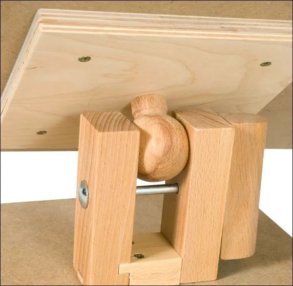 Daler Rowney ArtSphere Wooden Table Easel Slot View
