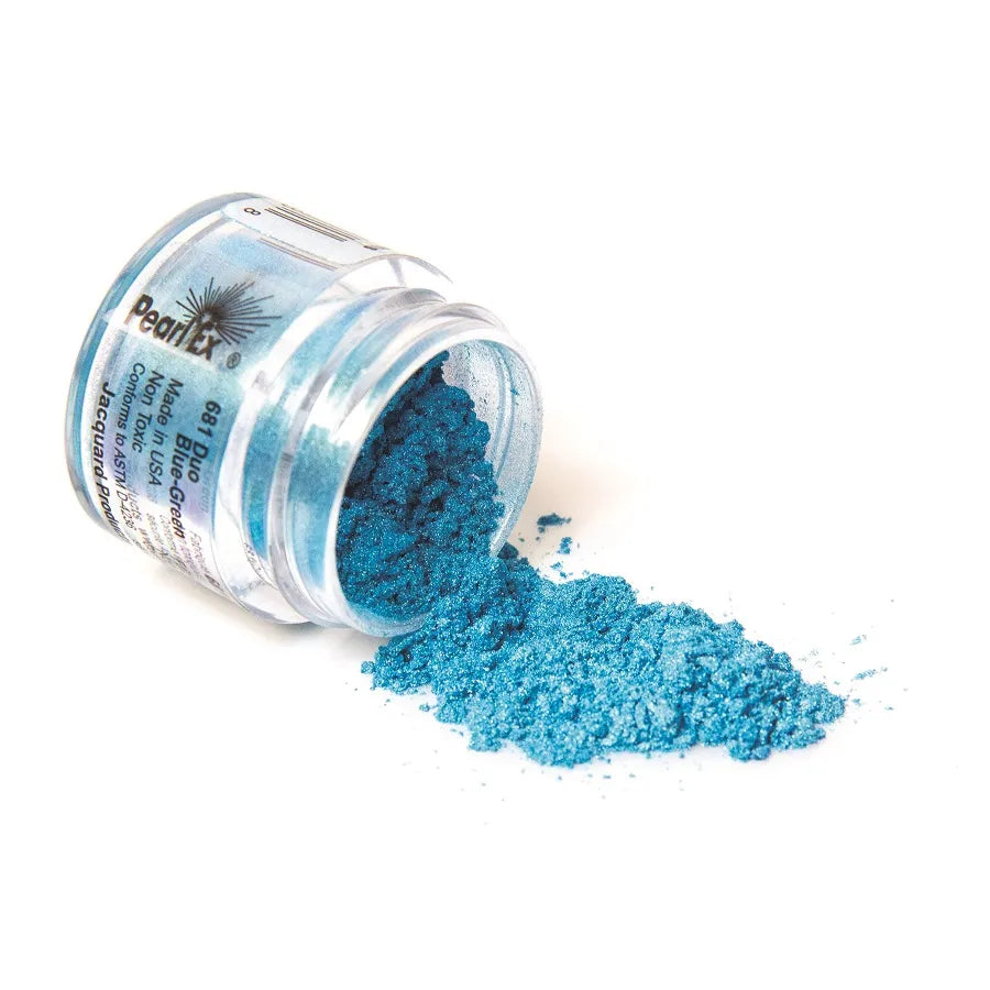 Pearl Ex Duo 681 Blue-Green-Spill Shot02-CMYK