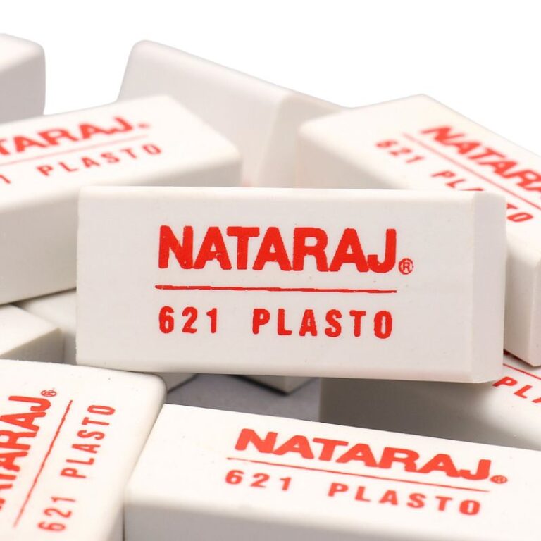 Nataraj Plasto Eraser Small Size (3.5x1.5x1cm)