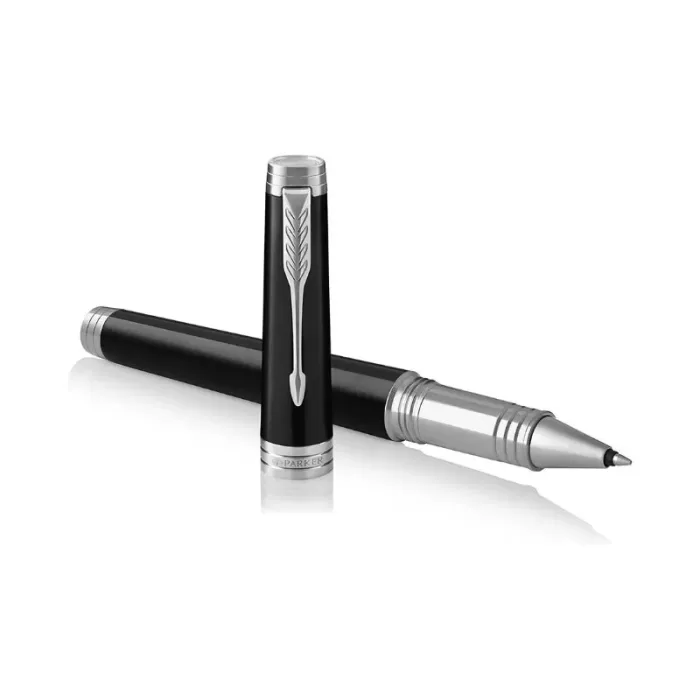 Parker Premier Deep Black Lacquer Rollerball - Image 3